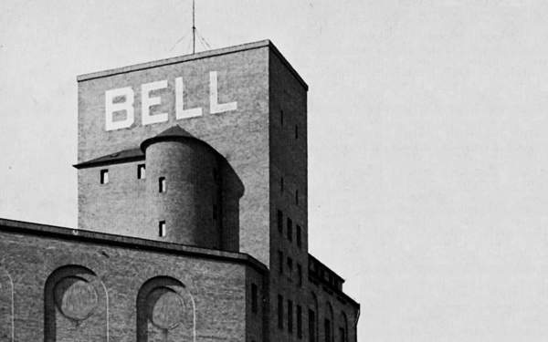 Firmengebäude der Bell um 1913